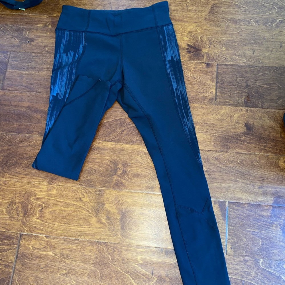 Lululemon Reflective Speed Tight Scalloped Bottom